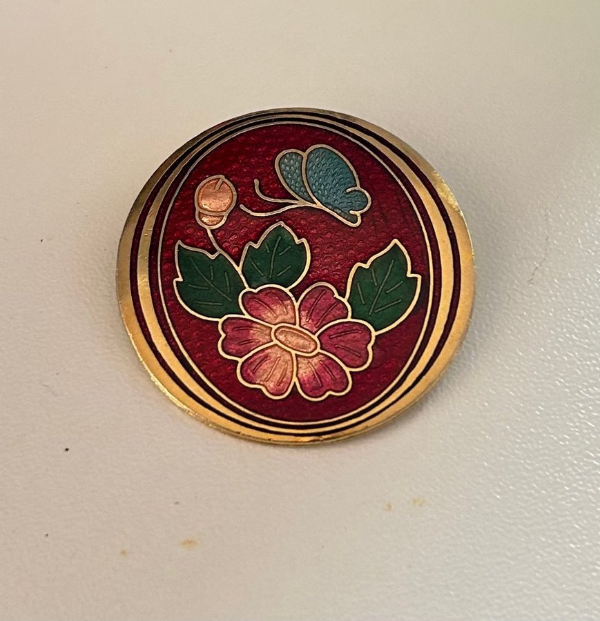 Retro cloisonne broche