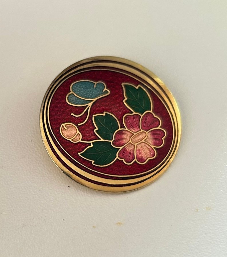 Retro cloisonne broche