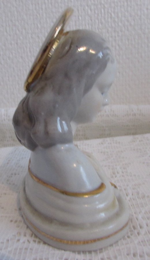 Porslinsfigur av Jungfru Maria? H 10 cm Stämplad Import figurin Madonna gloria