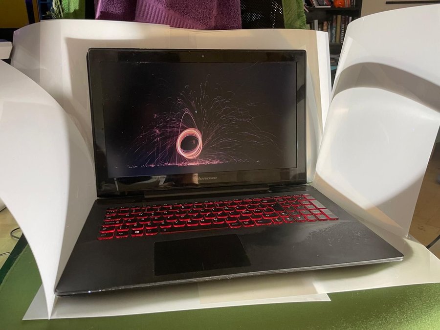 Lenovo Y50-70 Gaming Laptop till Salu – Bra Skick