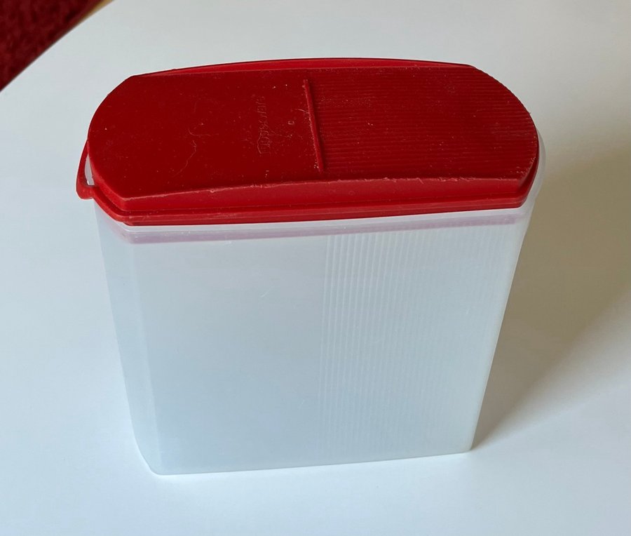 Tupperware SPACEMAKER 16 l rött lock