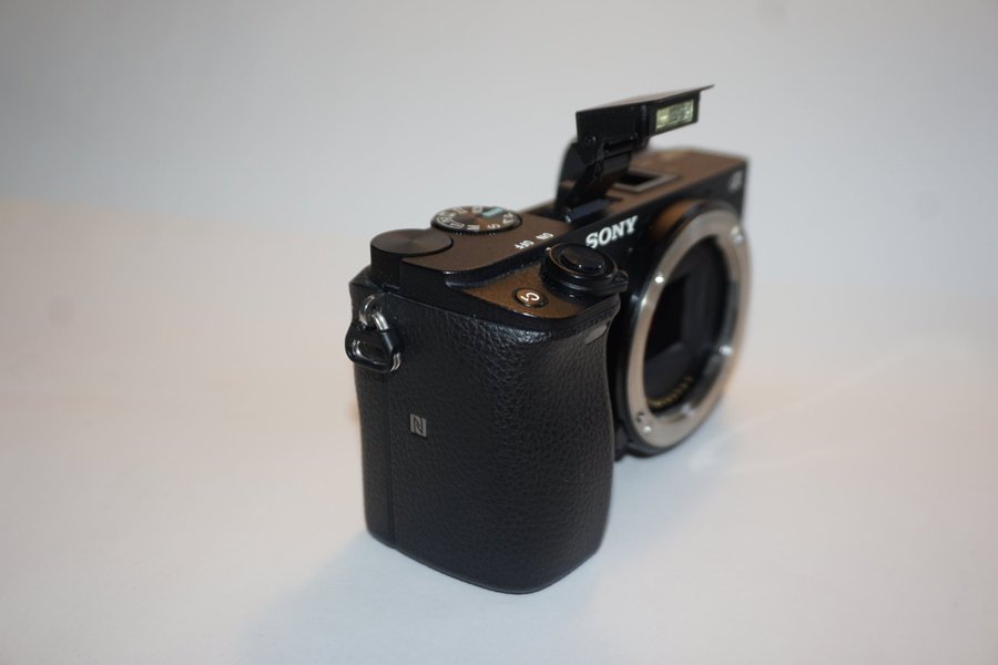 Sony A6300 4K kamerahus i originalkartong