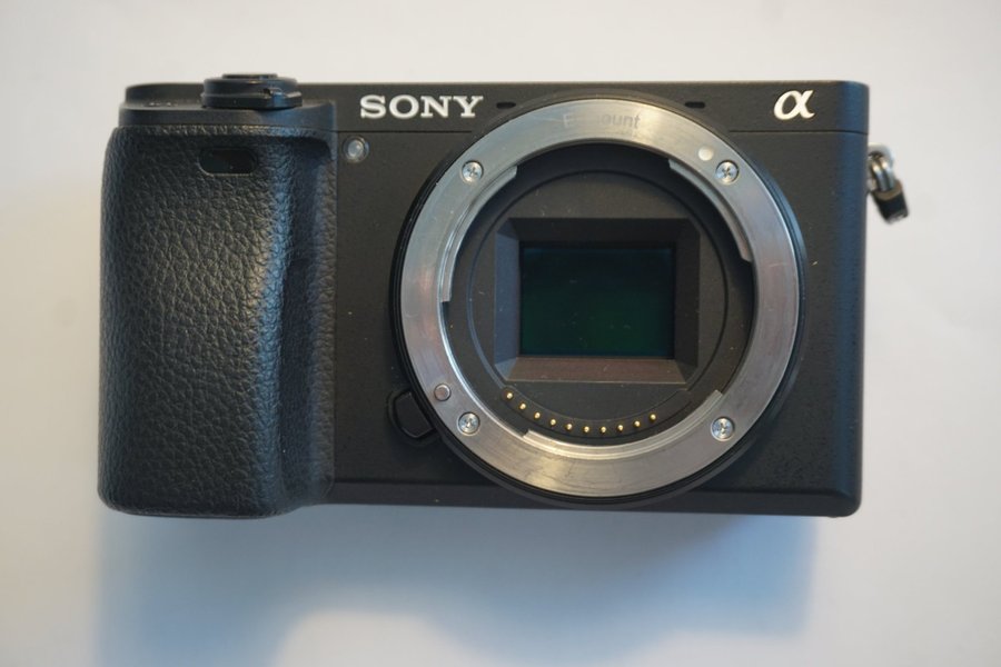 Sony A6300 4K kamerahus i originalkartong