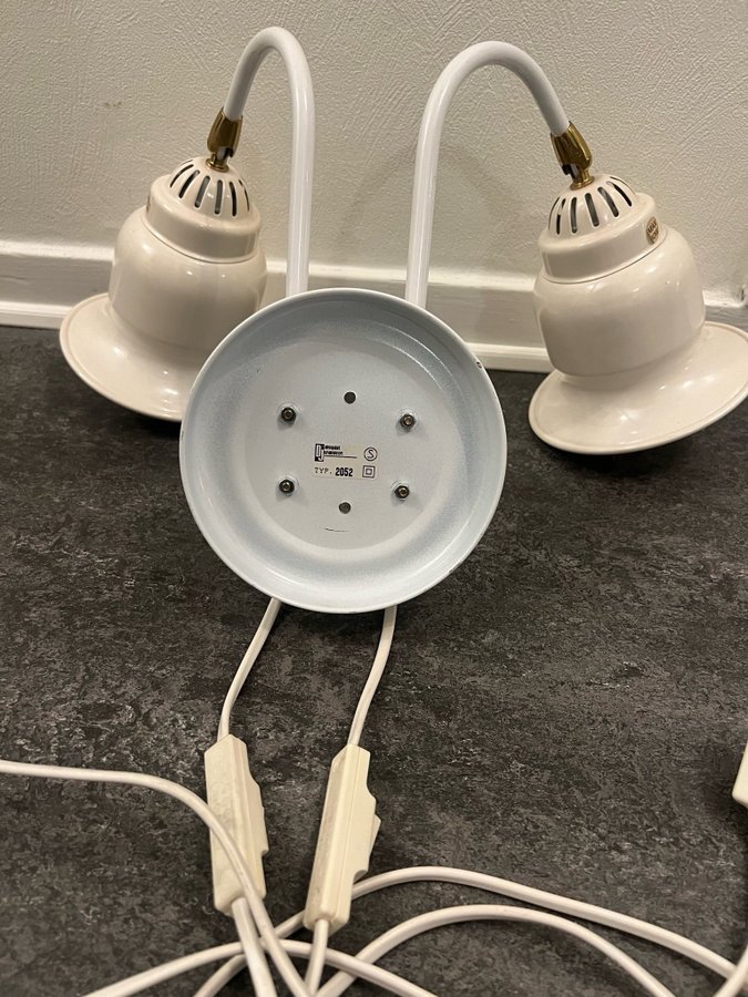 Retro Vägglampa med två armar