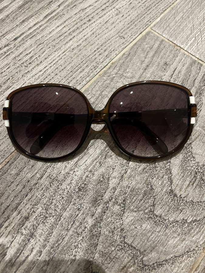 Viennalone vintage sunglasses