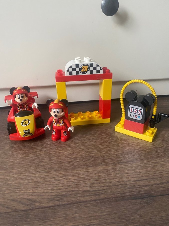 Lego Duplo Mickey Mouse Racing