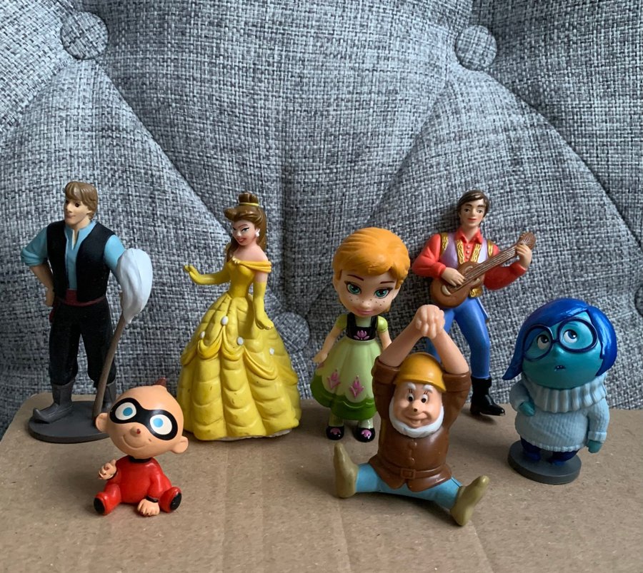 Disney figurer papo bullyland McDonalds Jack Belle frost insidan ut dvärgarna