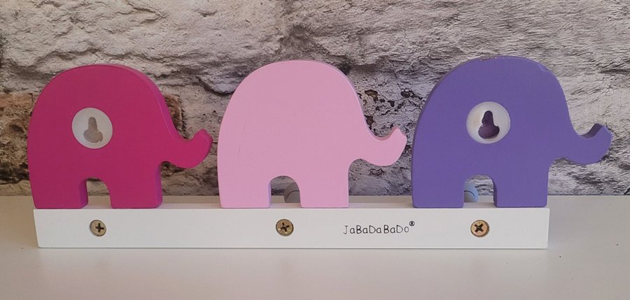 Hängare elefant från Jabadabado