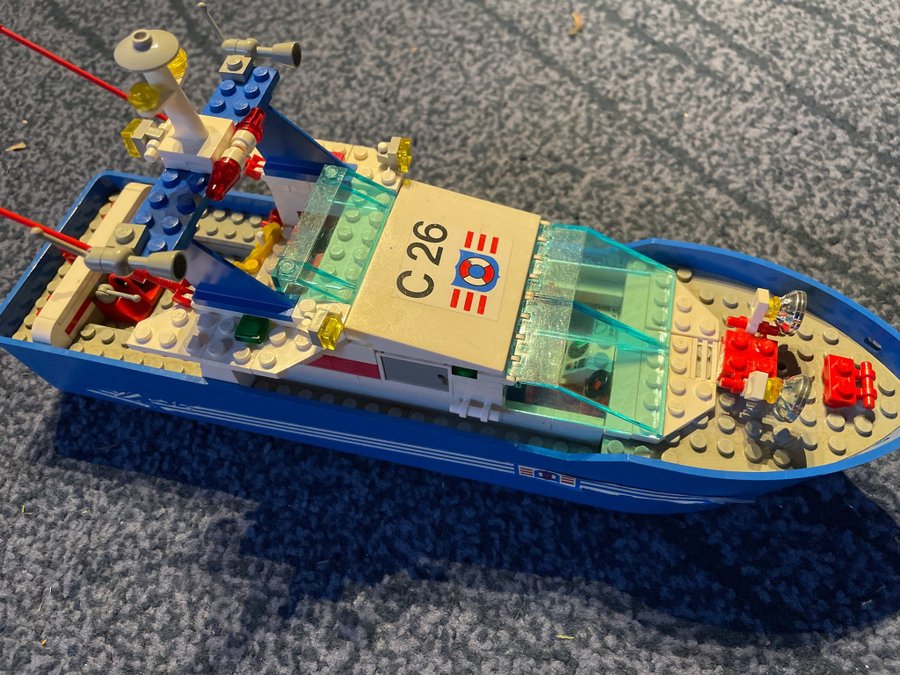 Lego Coast Guard Boat set 4022