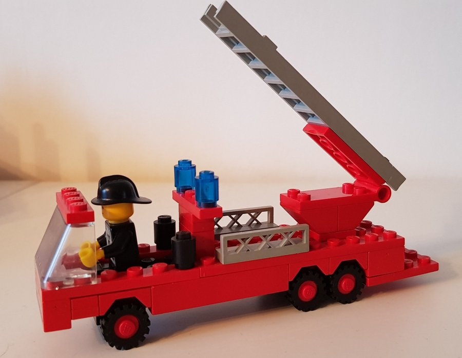 Lego Retro Vintage 374 Fire Station Set från 1978