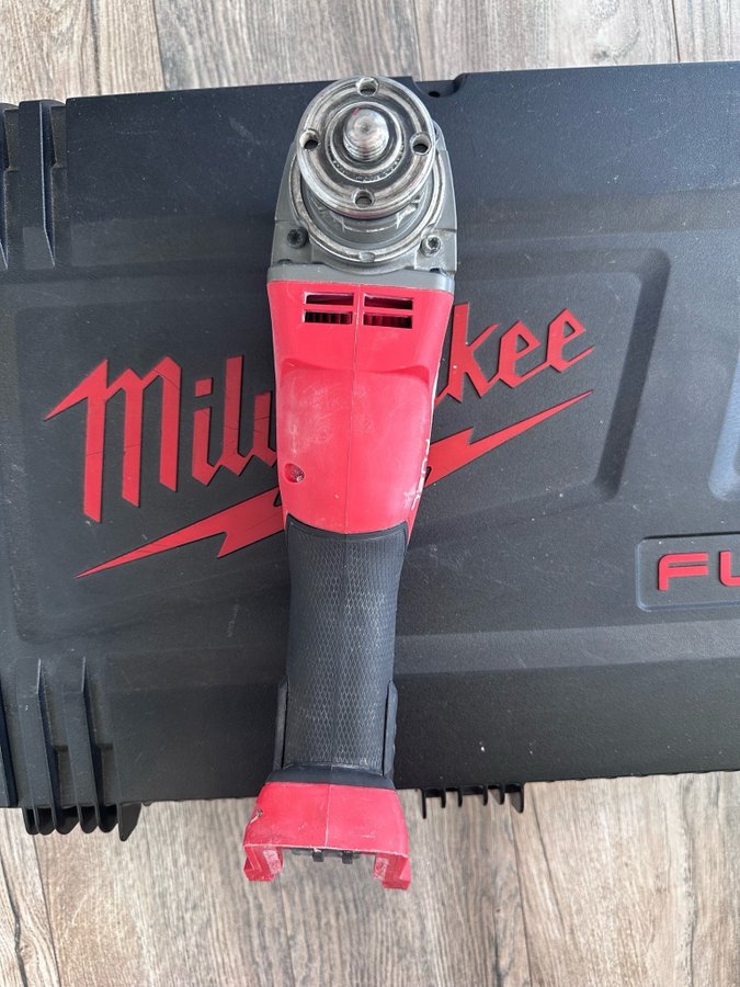 Milwaukee M18 FSAG 125XB FUEL