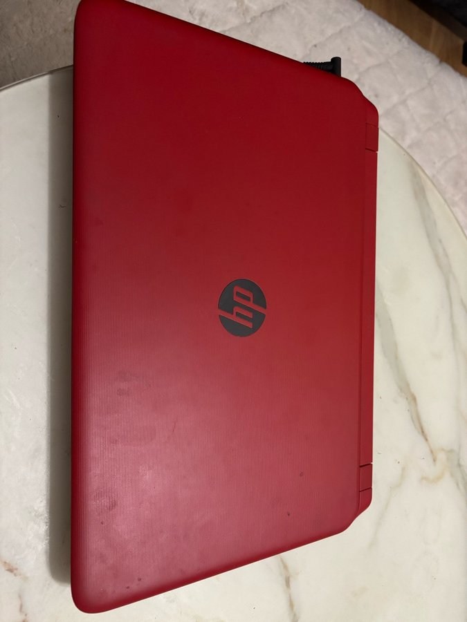 HP Pavilion 15-n200