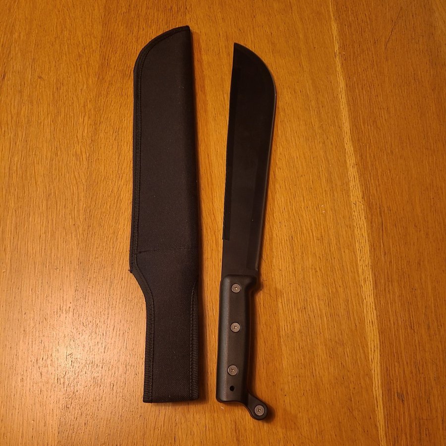 Kayoba machete med fodral