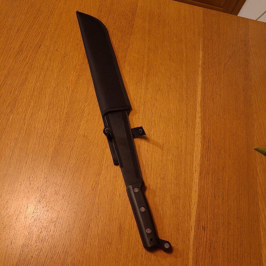 Kayoba machete med fodral