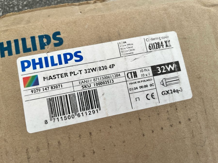 10 st Philips PL-T Xtra 32W 830 4P