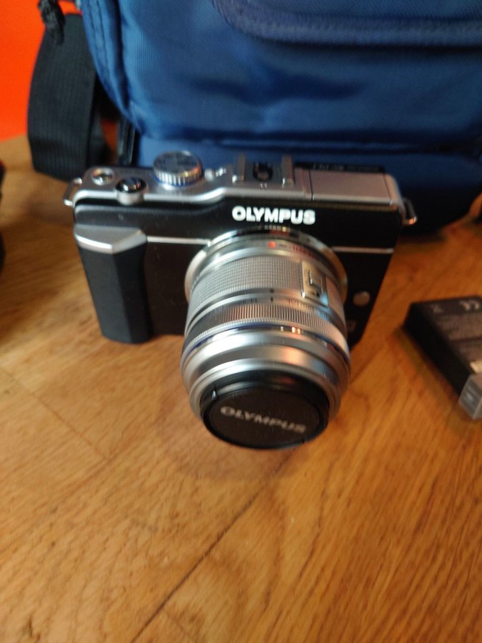 Olympus E-PL1 12mp 8 gb ram + usb stick og 12-42mm standard objektiv mm