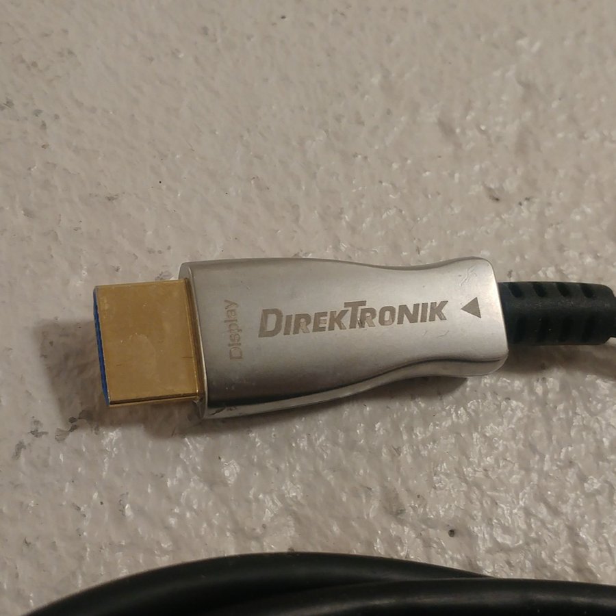 Aktiv fiberoptisk HDMI-kabel 10 m, Direktronik, begagnad