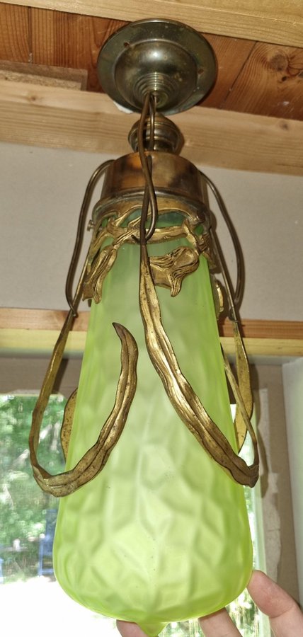 Jugend Art Nouveau taklampa i URANGLAS MÄSSING - lamp Uranium glass