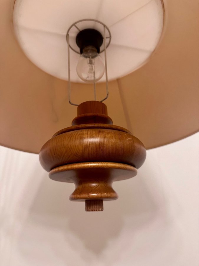 Trälampa furulampa taklampa retro 70-tal 80-tal vintage nostalgi