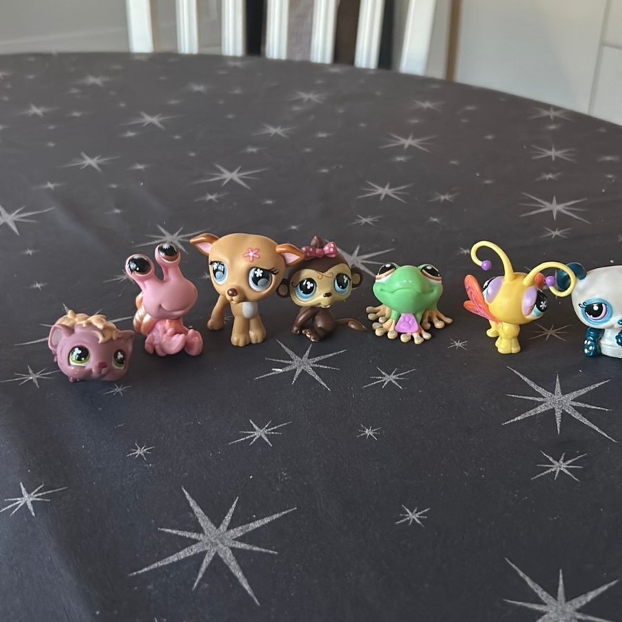 10 st Littlest Pet Shop figurer