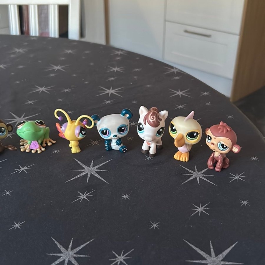 10 st Littlest Pet Shop figurer