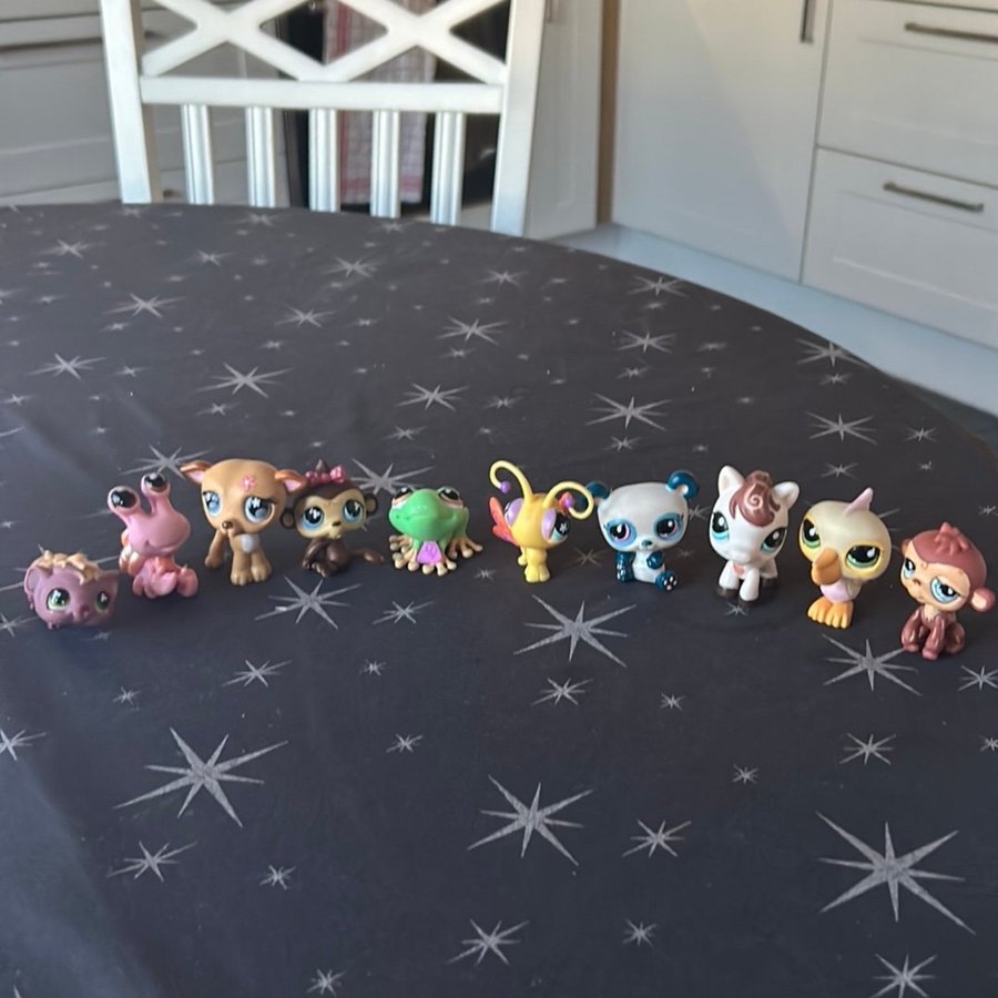 10 st Littlest Pet Shop figurer