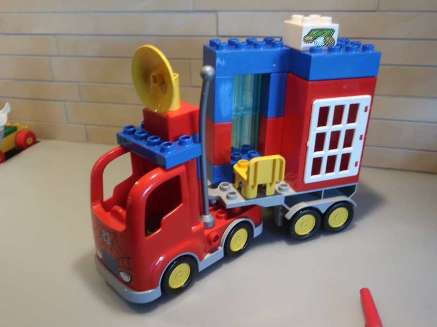 Lego - Duplo - Spindelmannens spindeltruckäventyr