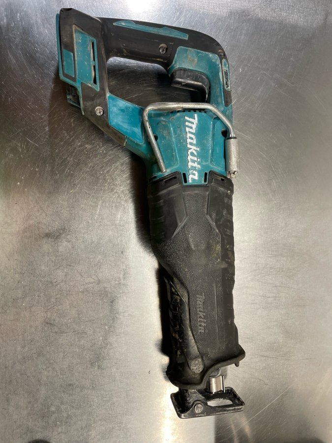 Makita DJR187 tigersåg