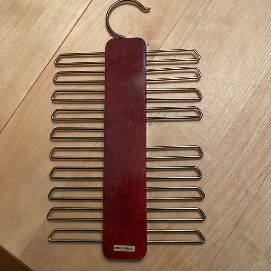 Slipshängare från Tie Rack