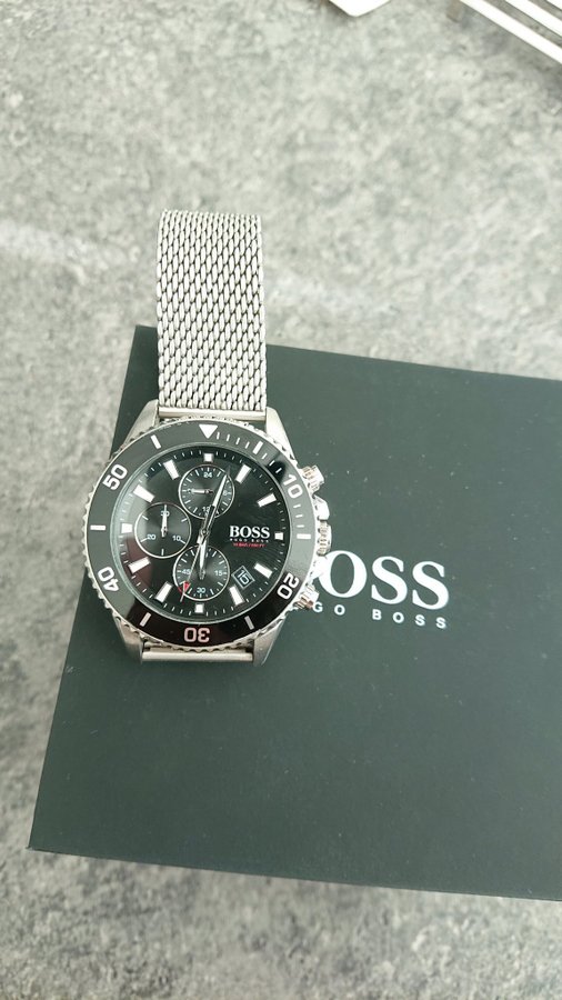 Hugo Boss Herrklocka med Metallarmband