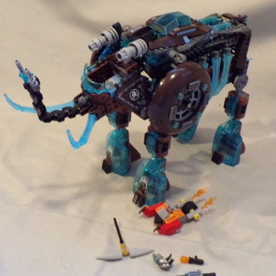 Lego Chima 70145 Maula’s Ice Mammoth stomper