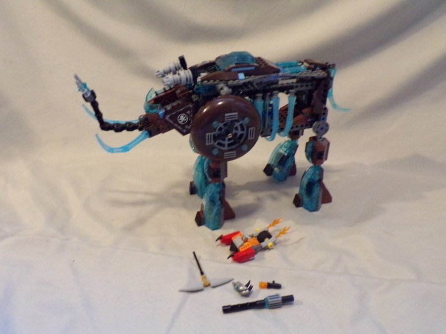 Lego Chima 70145 Maula’s Ice Mammoth stomper