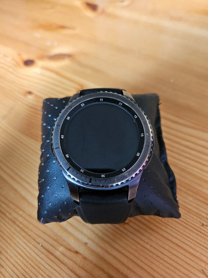 Samsung Gear S3 Frontier Smartwatch