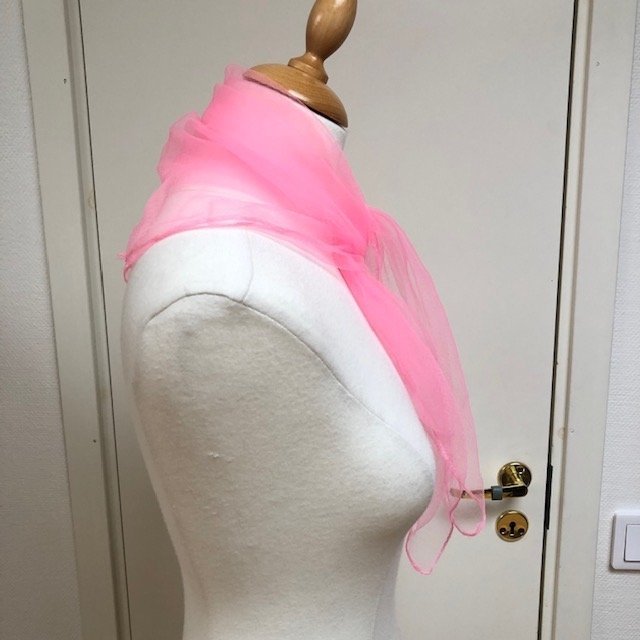 1970's vintage pink square sheer neck scarf