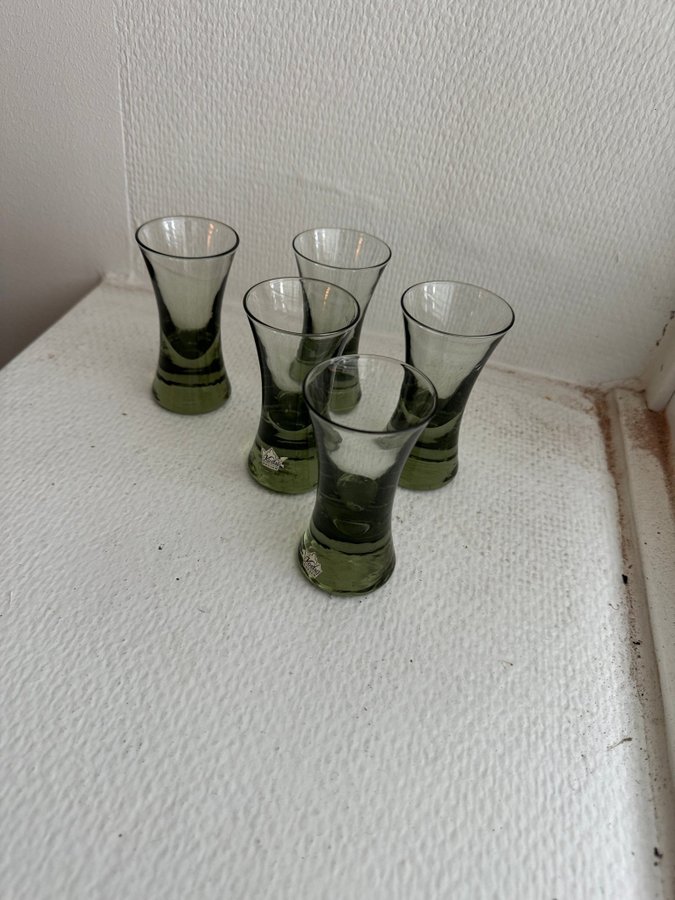 5 st Gröna Snapsglas från Kosta Boda