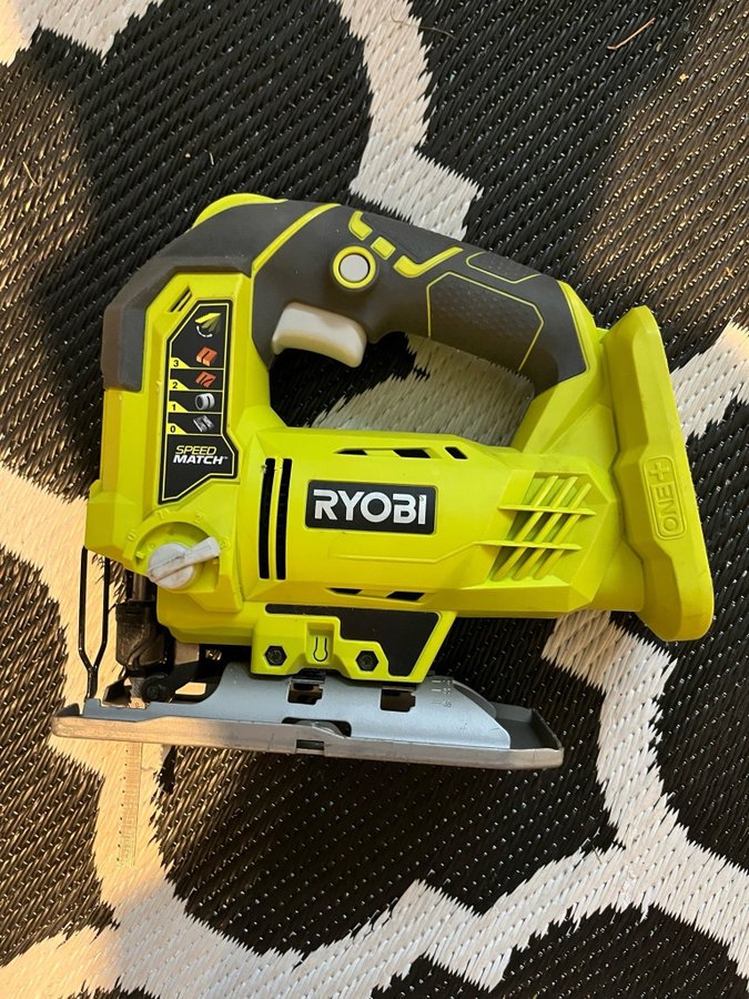 Ryobi sticksåg