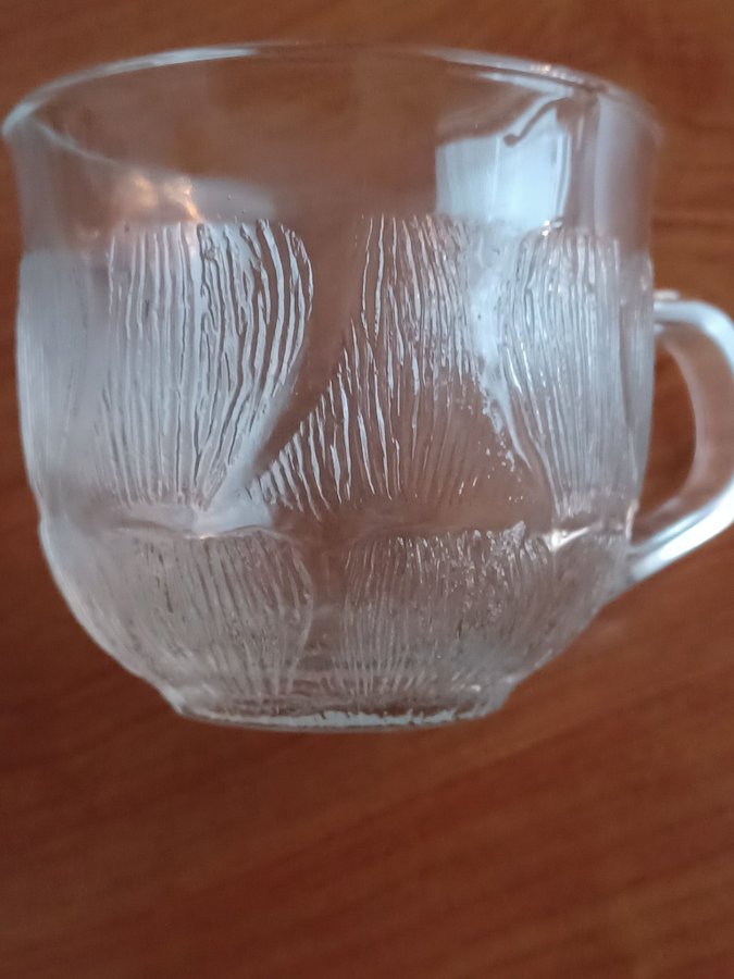 The-koppar i glas