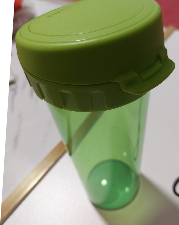 HELT NY! Tupperware vattenflaska med filter 500 ml