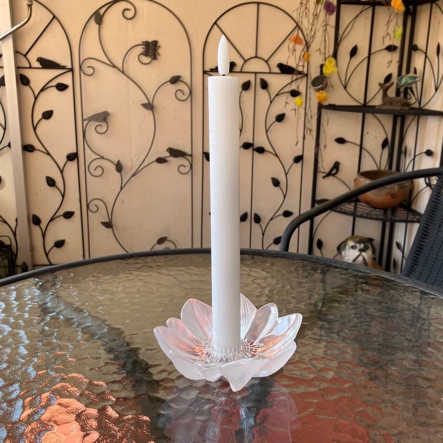 Kosta Boda ljusstake ljushållare näckros waterlily frostat glas