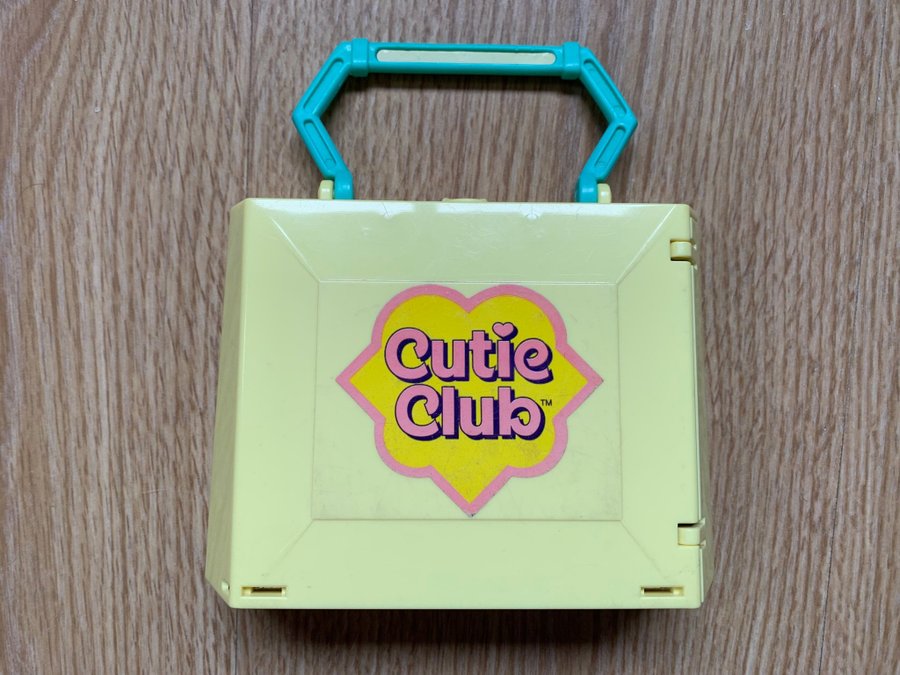 Cutie Club School Playset