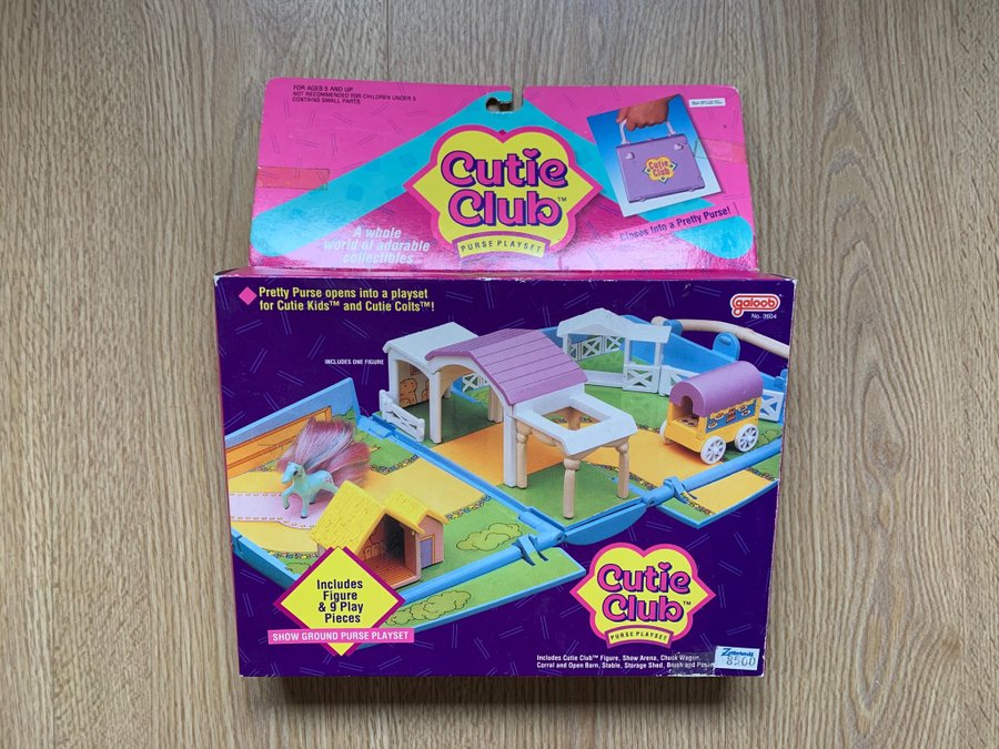 Cutie Club School Playset