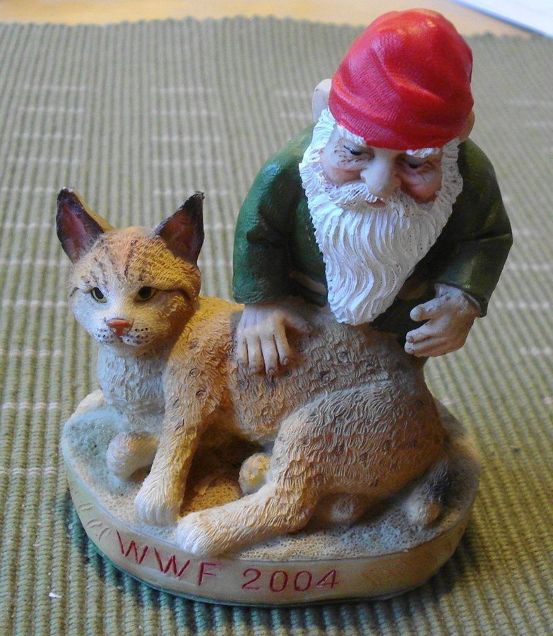 Tomte med katt figur WWF 2004