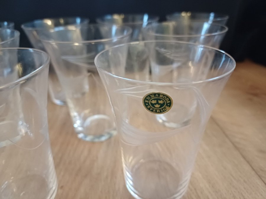 9st Äldre selterglas/vattenglas med slipad dekor. Emmaboda