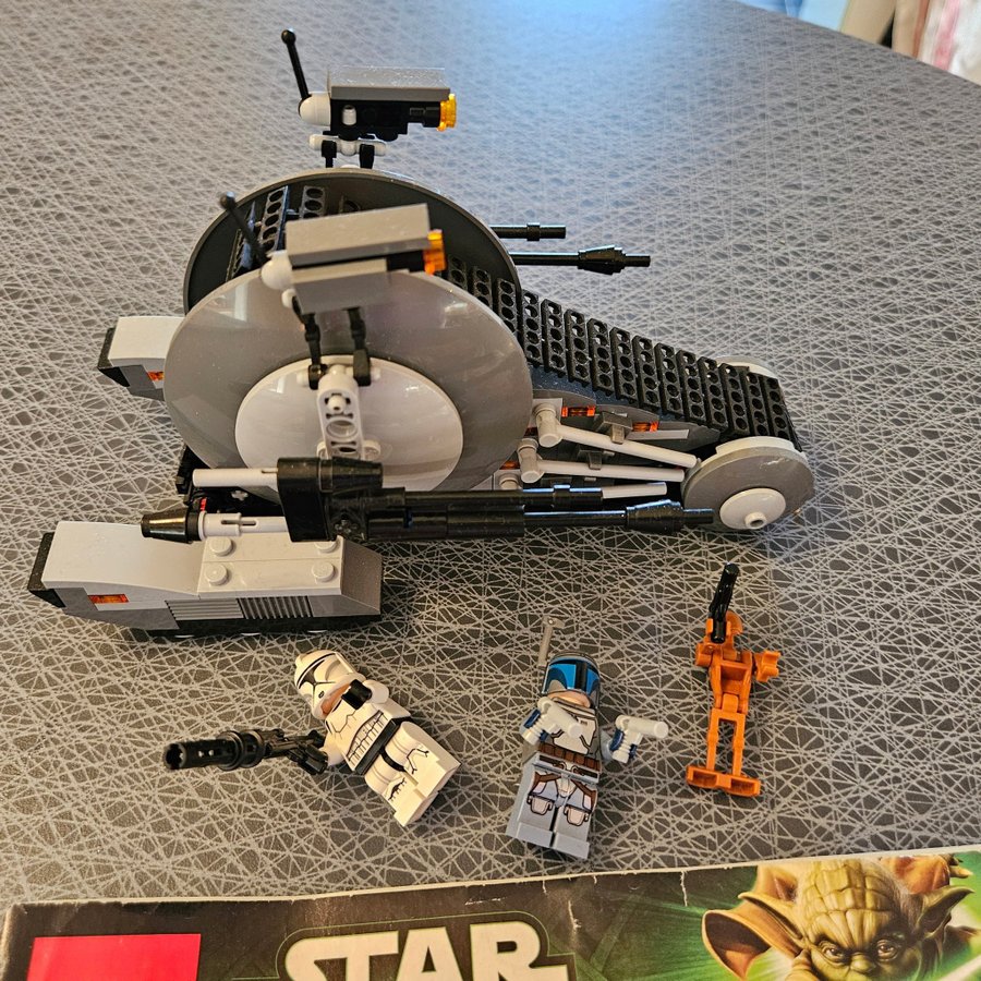 Lego Star Wars 75015 - Corporate Alliance Tank Droid