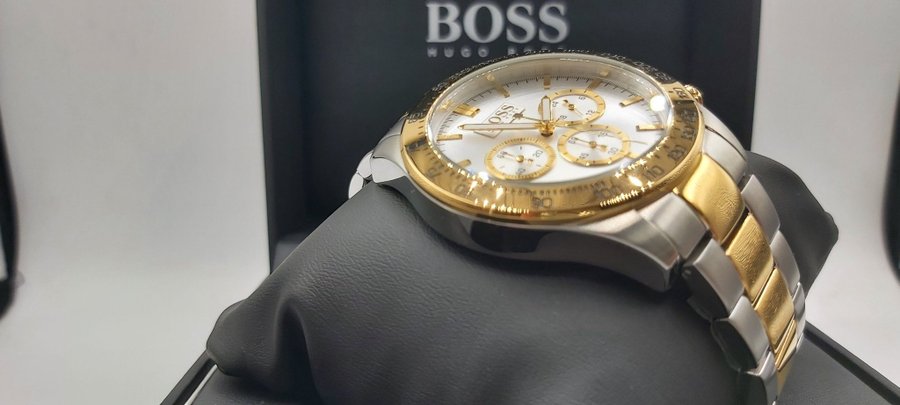 Hugo Boss Ikon Chronograaf HB1512960 Herenhorloge