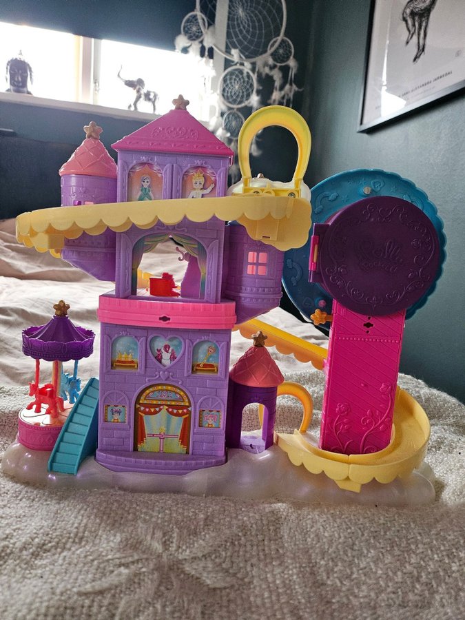 Polly pocket nöjesfält