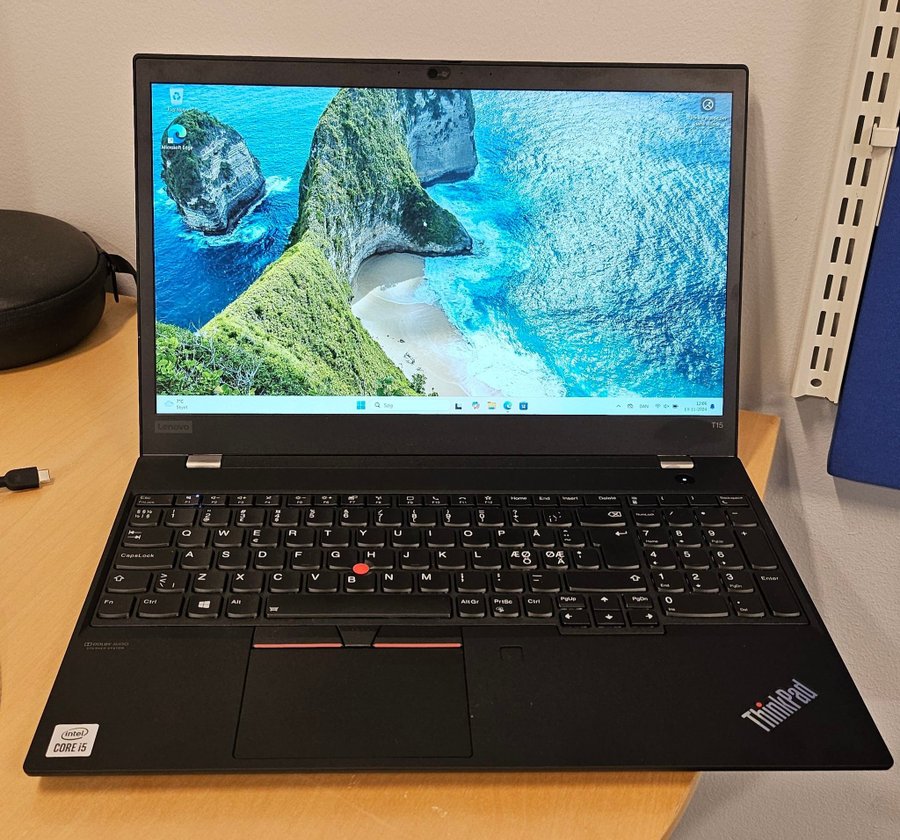 Lenovo ThinkPad T15 Gen1 bærbar PC, i5 cpu, 16GB ram, 256GB SSD