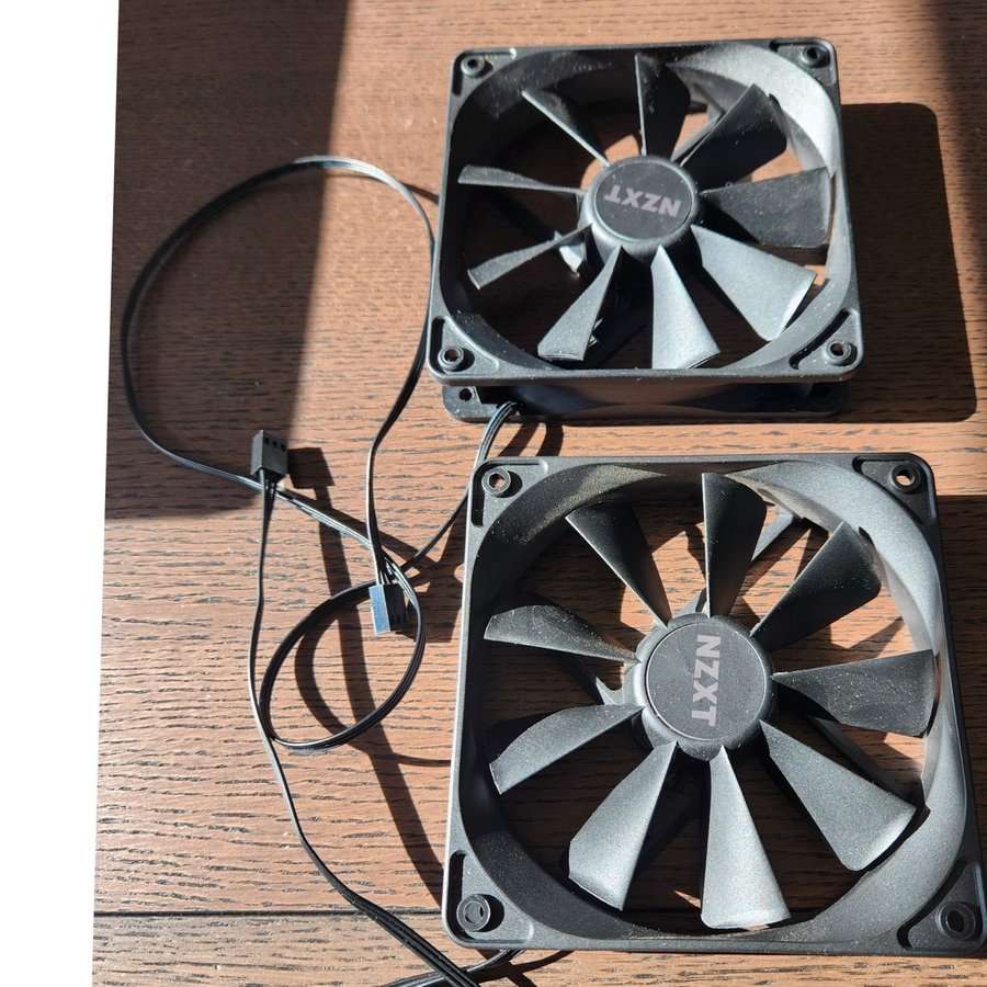 2- Nzxt fans 120mm