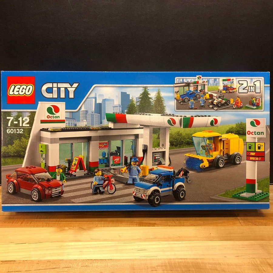 LEGO City 60132 BEG "Servicestation" - exklusivt från 2016 begagnad i nyskick!!