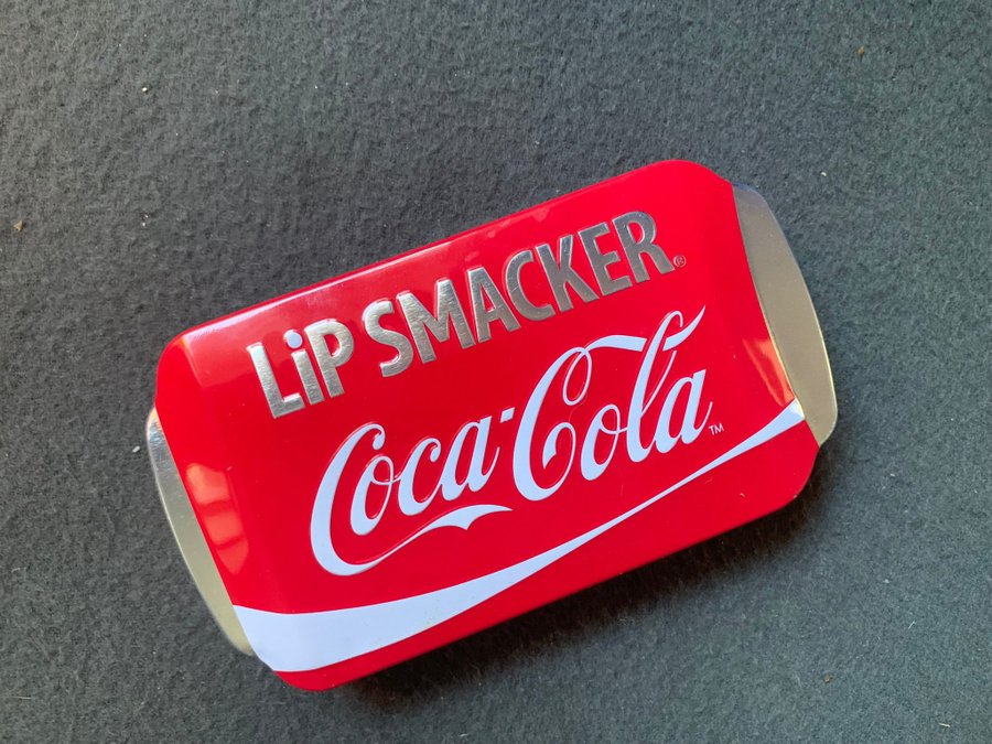 Coca-Cola plåtburk lip smacker förvaring samlarobjekt